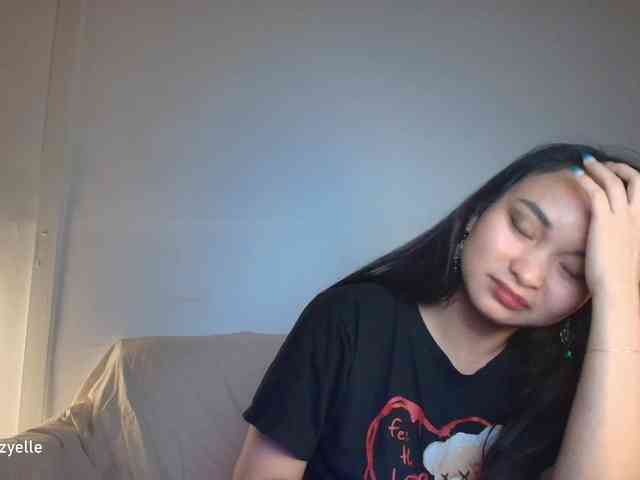RozyElle webcam