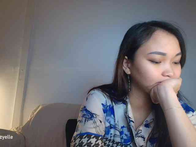 RozyElle webcam