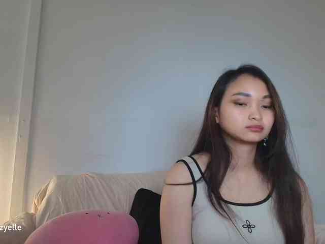 RozyElle webcam