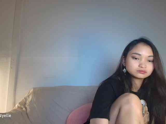 RozyElle webcam