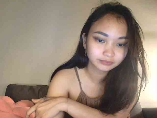 RozyElle webcam