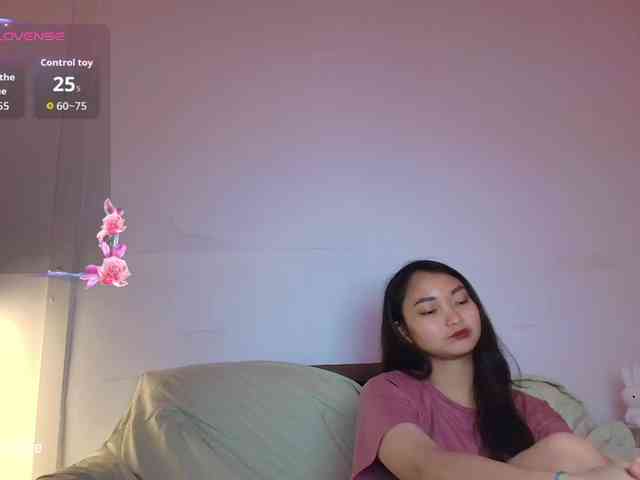 RozyElle webcam