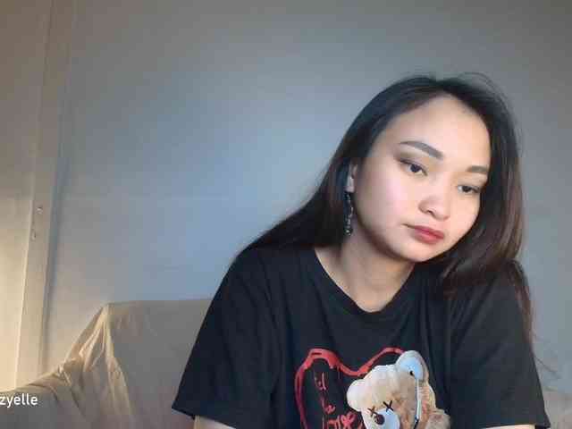 RozyElle webcam