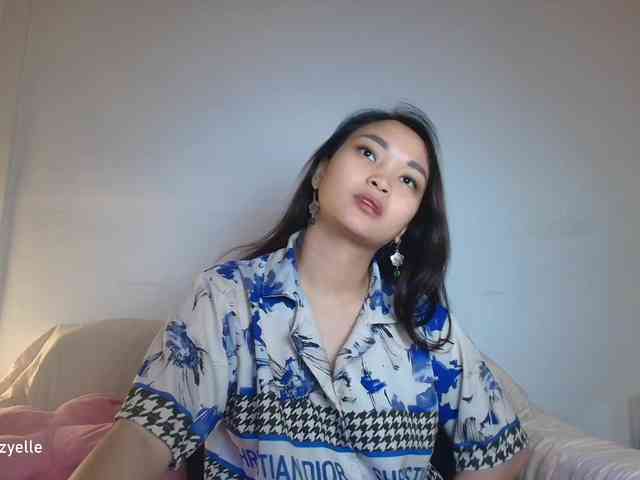 RozyElle webcam