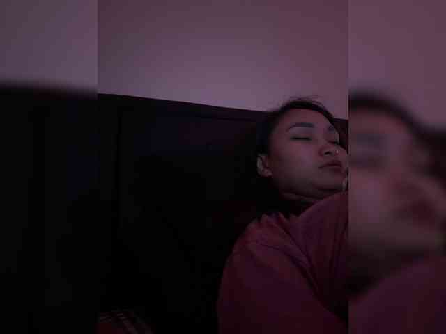 RozyElle webcam
