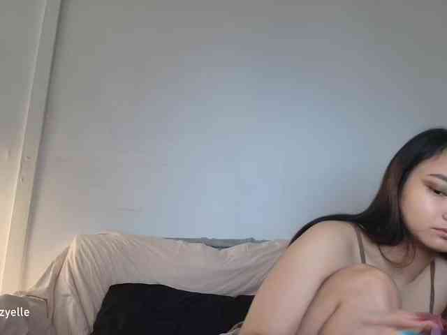 RozyElle webcam