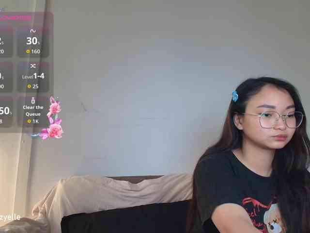 RozyElle webcam