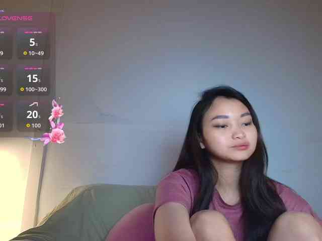 RozyElle webcam