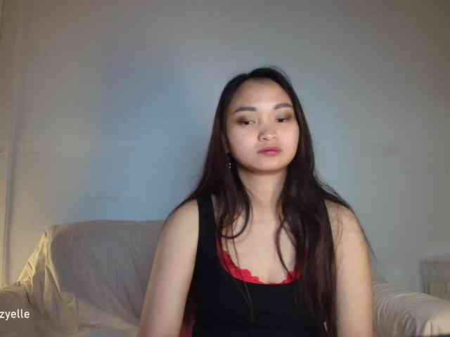 RozyElle webcam