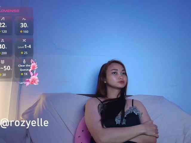 RozyElle webcam
