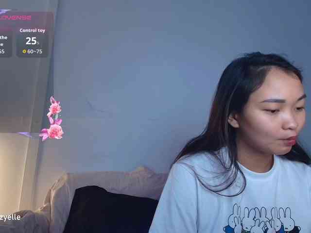 RozyElle webcam