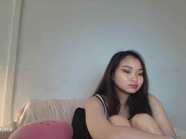 RozyElle webcam