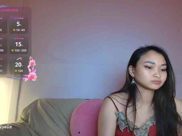 RozyElle webcam