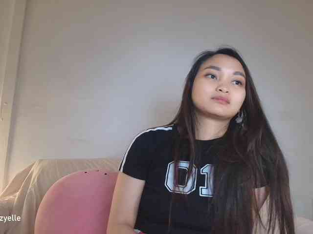 RozyElle webcam