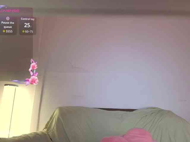 RozyElle webcam