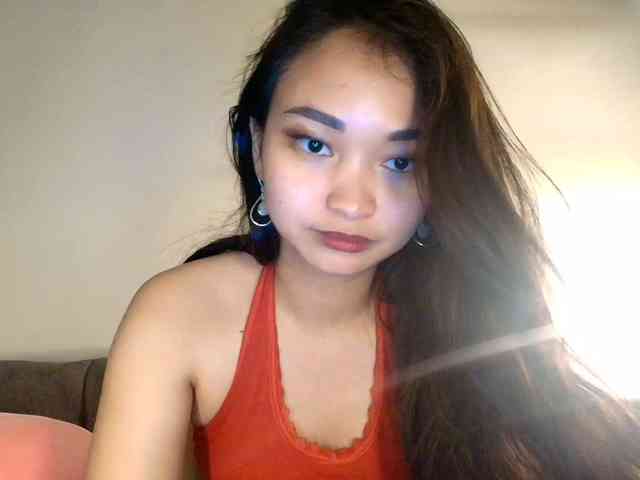RozyElle webcam