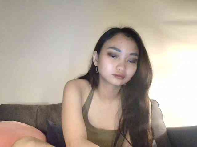 RozyElle webcam