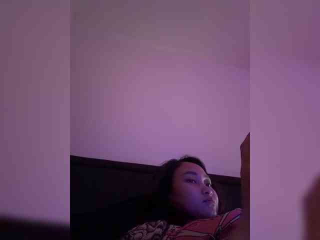 RozyElle webcam
