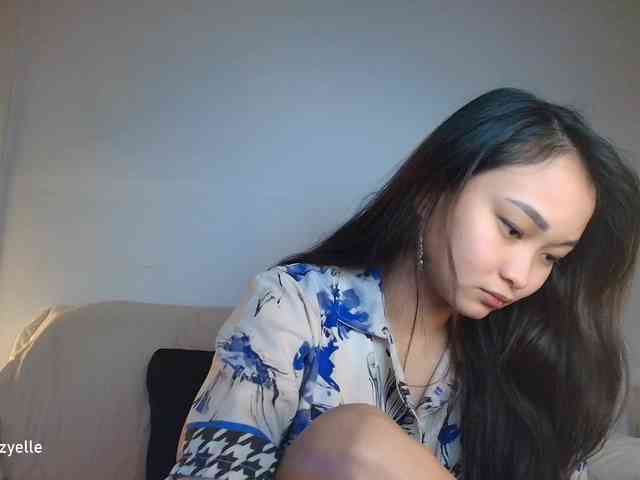 RozyElle webcam