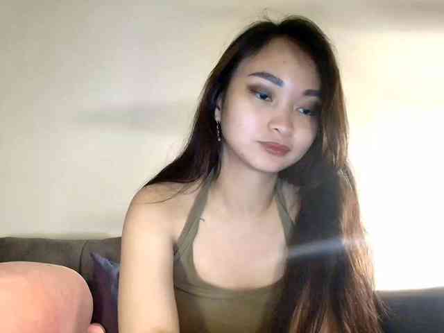 RozyElle webcam