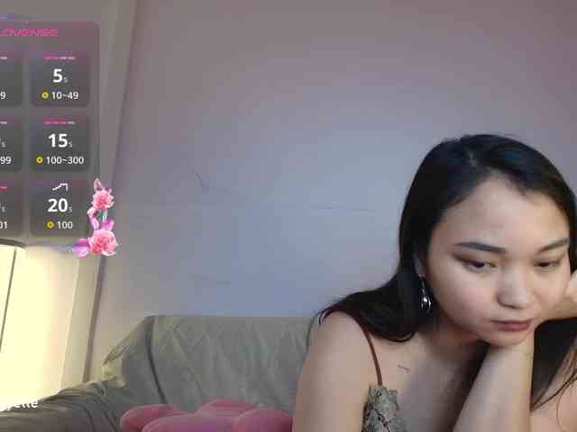 RozyElle webcam
