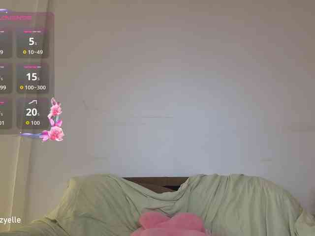 RozyElle webcam