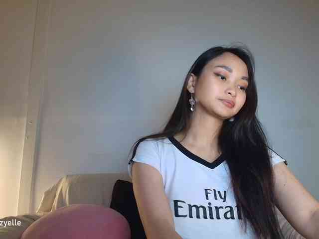 RozyElle webcam