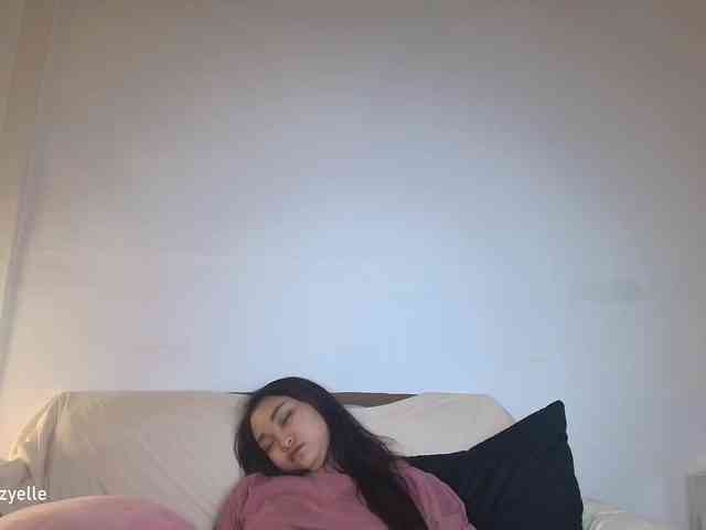RozyElle webcam