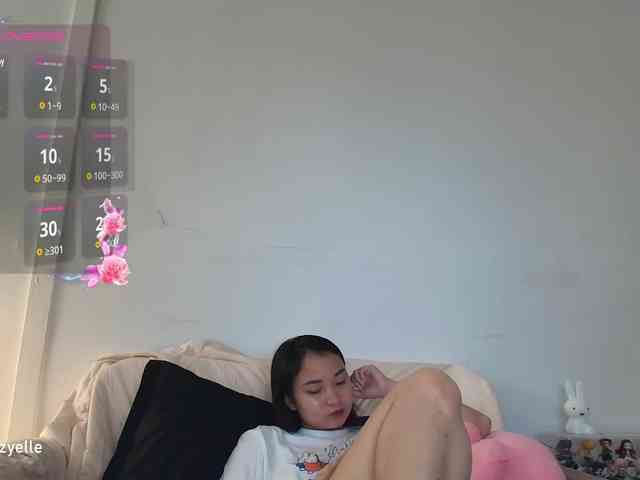 RozyElle webcam