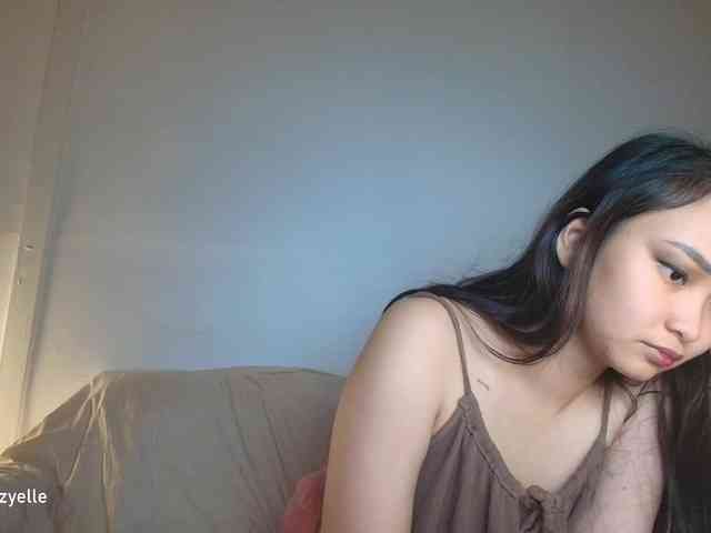 RozyElle webcam