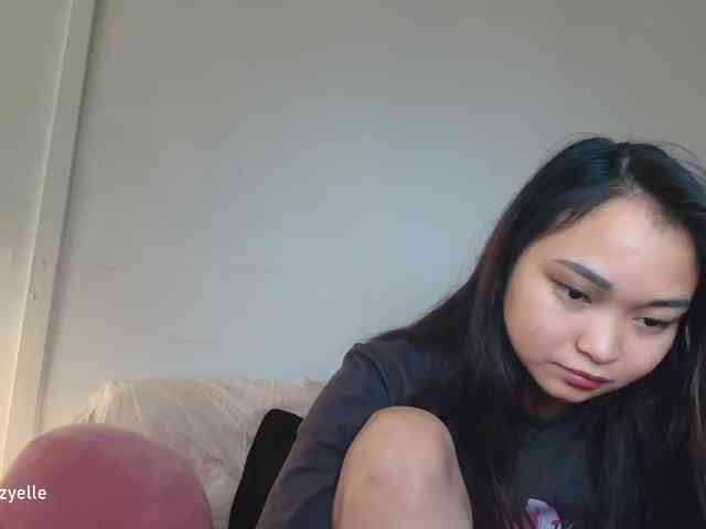 RozyElle webcam