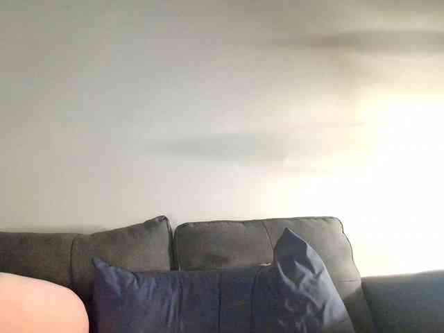 RozyElle webcam