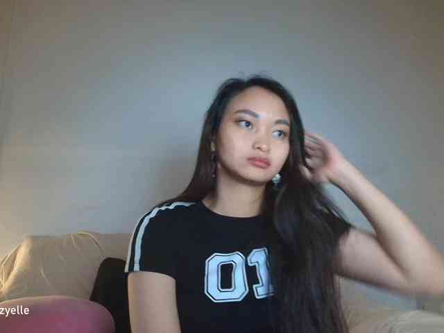 RozyElle webcam