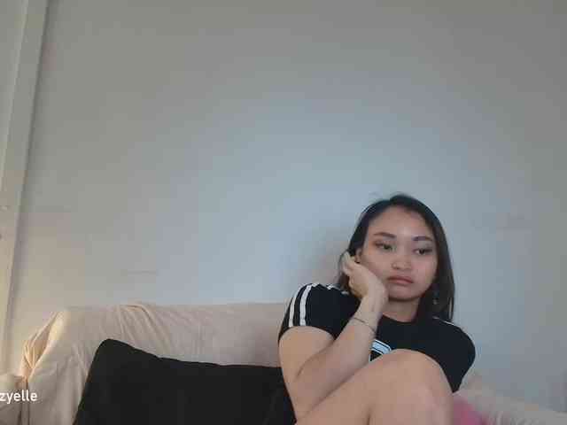 RozyElle webcam