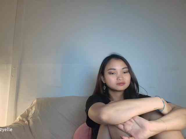 RozyElle webcam