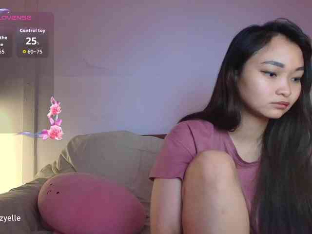 RozyElle webcam