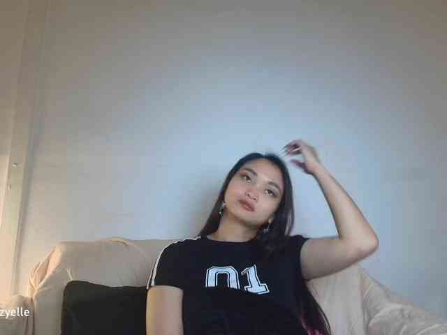 RozyElle webcam