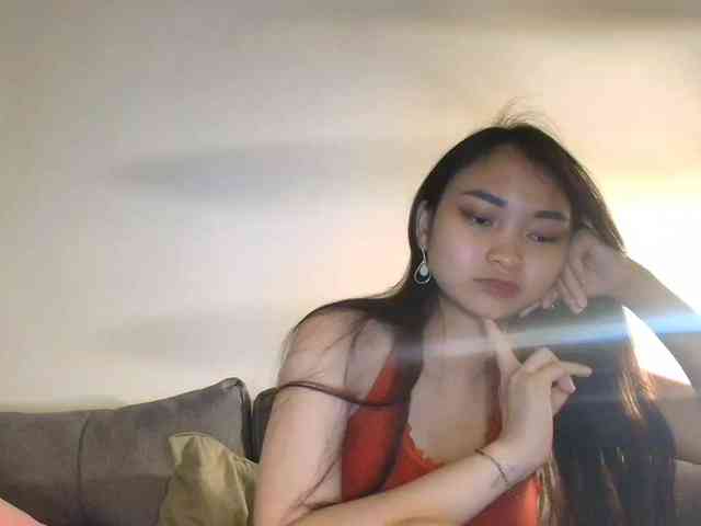 RozyElle webcam