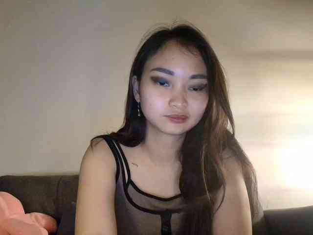 RozyElle webcam