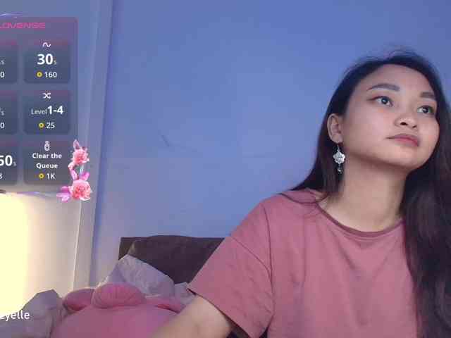 RozyElle webcam