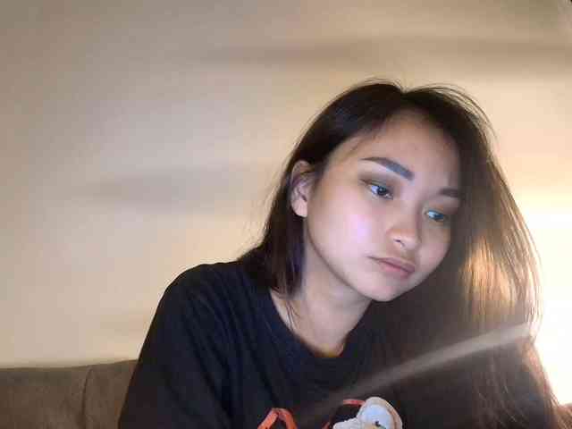 RozyElle webcam