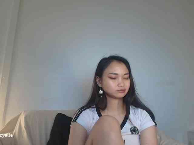RozyElle webcam