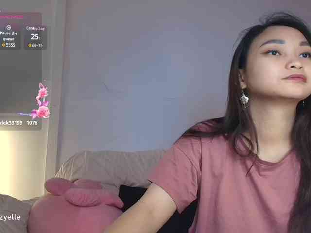 RozyElle webcam