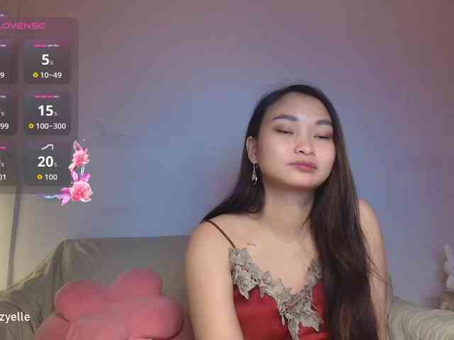 RozyElle webcam