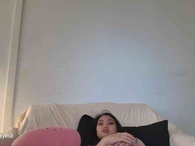 RozyElle webcam