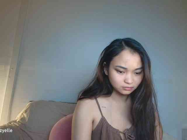 RozyElle webcam