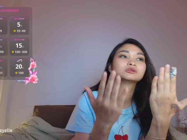RozyElle webcam