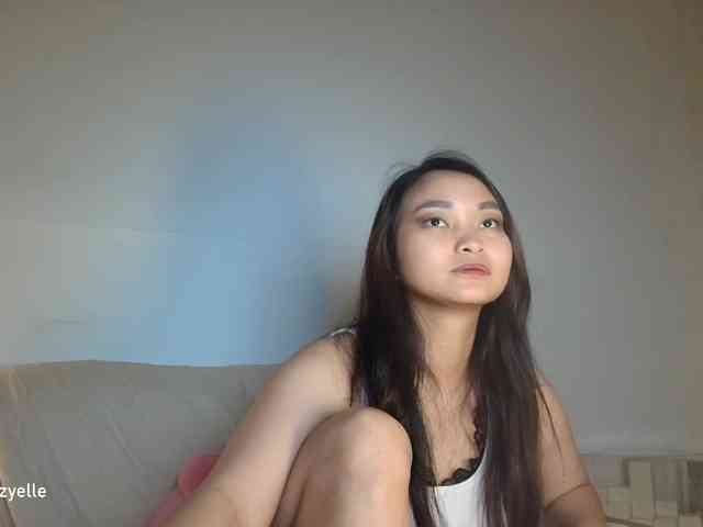 RozyElle webcam