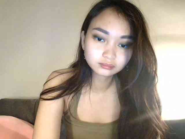 RozyElle webcam