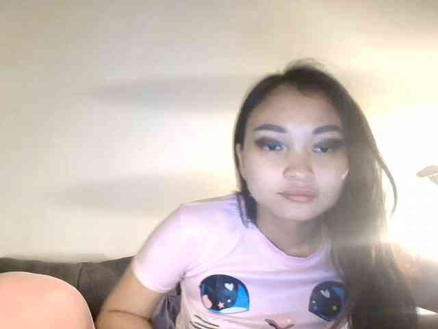 RozyElle webcam